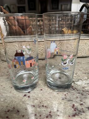 International Heartland Country Cottage Highball Glasses - set of 2